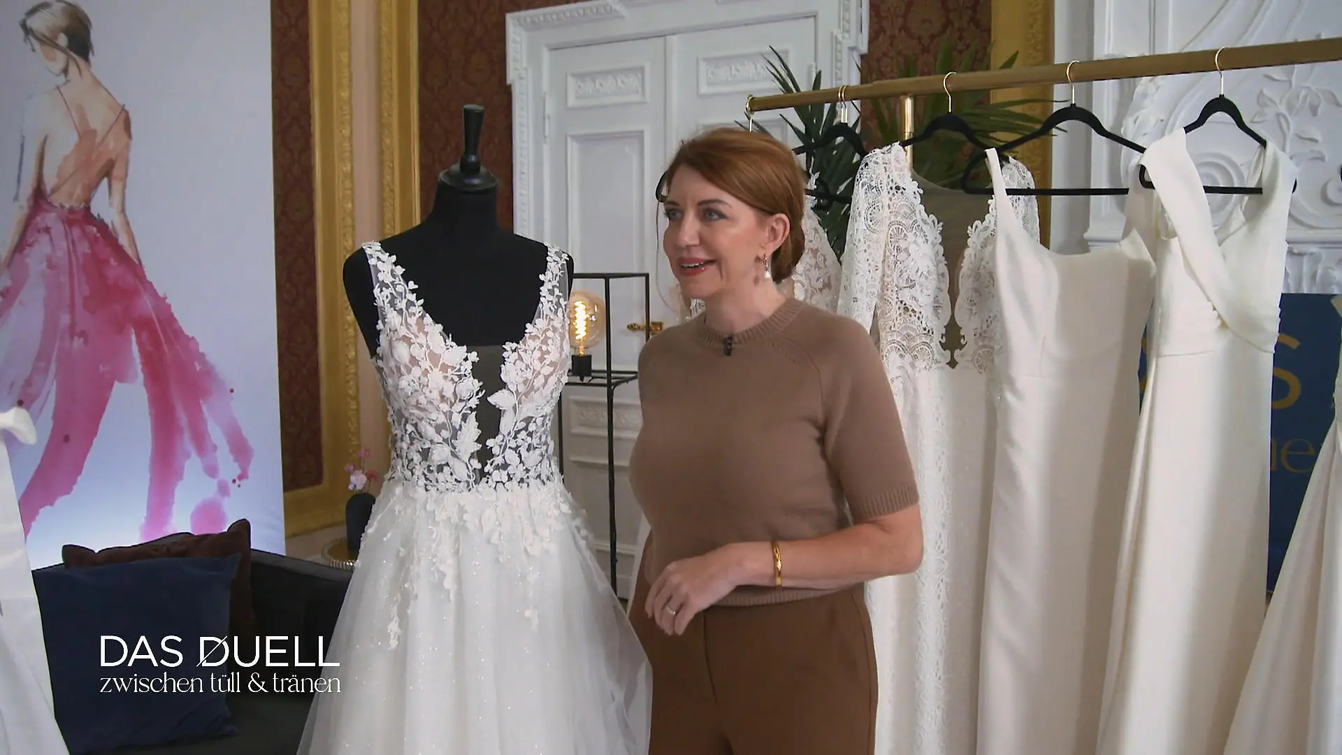Welche Kleider haben Elaine und Christina eingepackt? Sexy und erwachsen für Mara