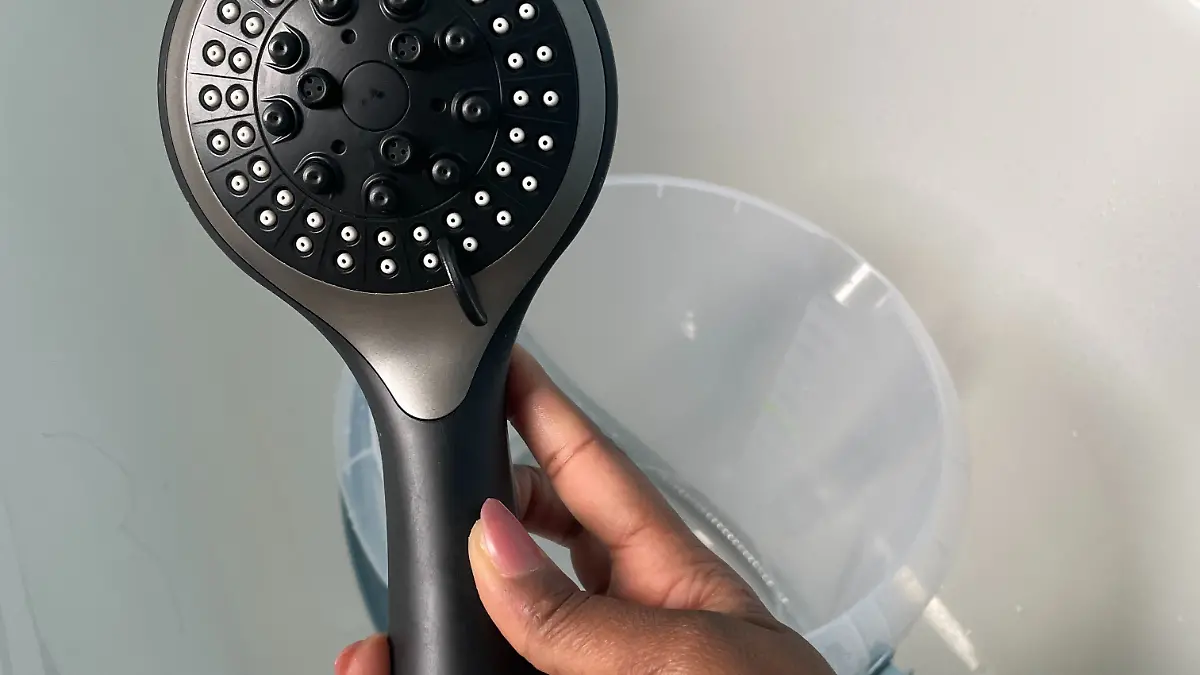 VEHHE-Duschkopf im Badezimmer