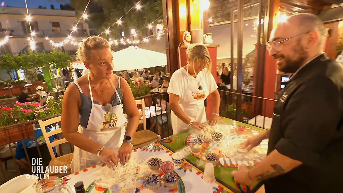 Silke & Nicki machen einen Pizza-Workshop Für 65 Euro pro Person