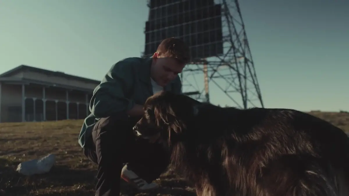 Heimat, Hund und Höhenflug - Mick Schumacher ganz privat! ER springt aus einem Flugzeug!