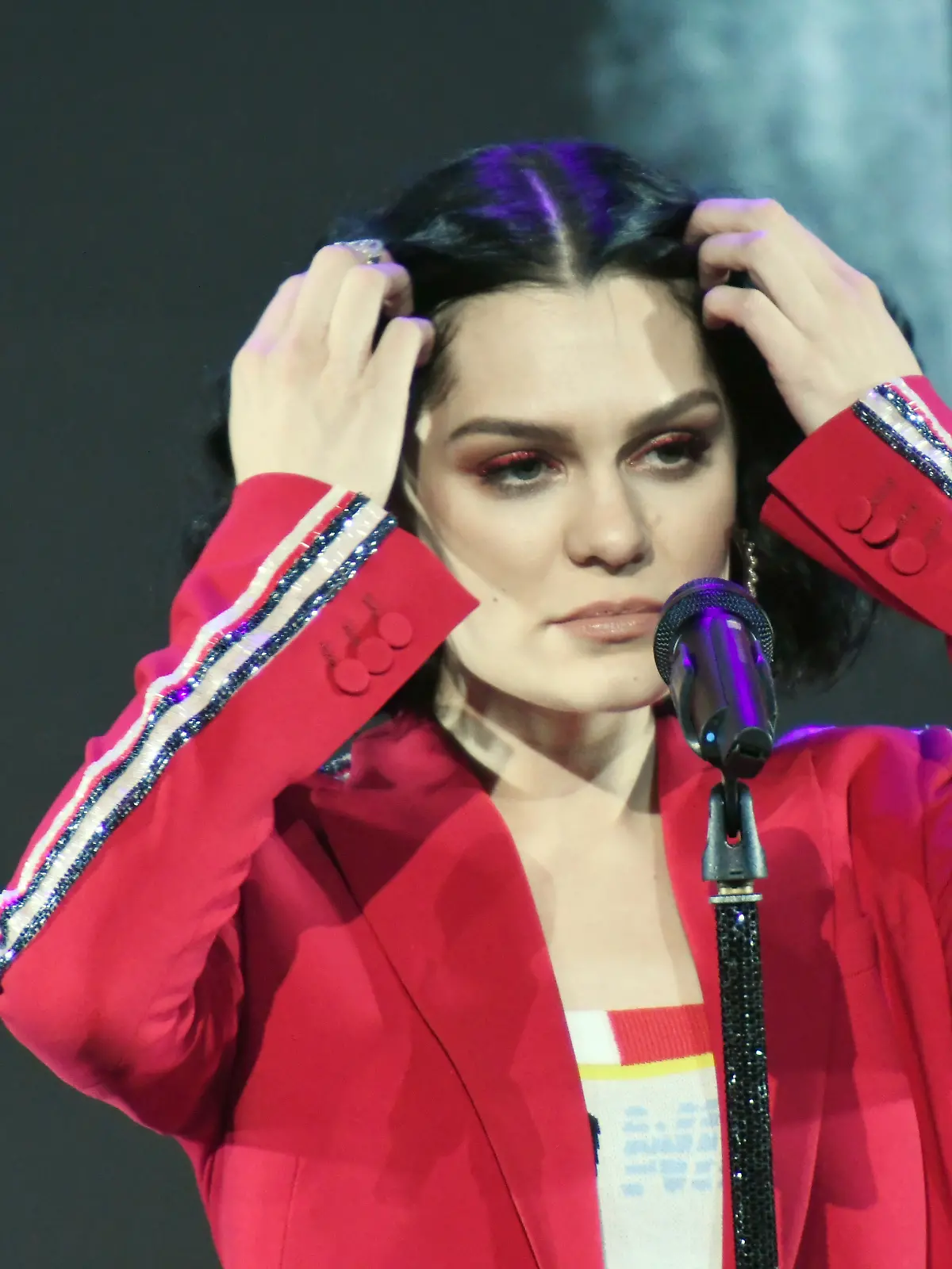 Bild zu: "Krebsrückschlag! Jessie J sagt Tour ab"