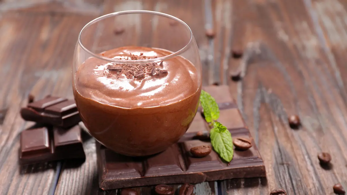 Aus nur zwei Zutaten: Leckeres Schokoladenmousse