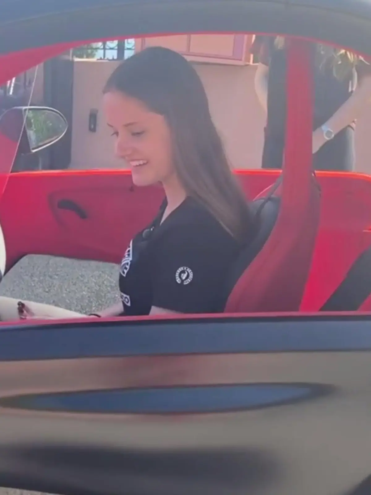 Davina Geiss in ihrem neuen Auto