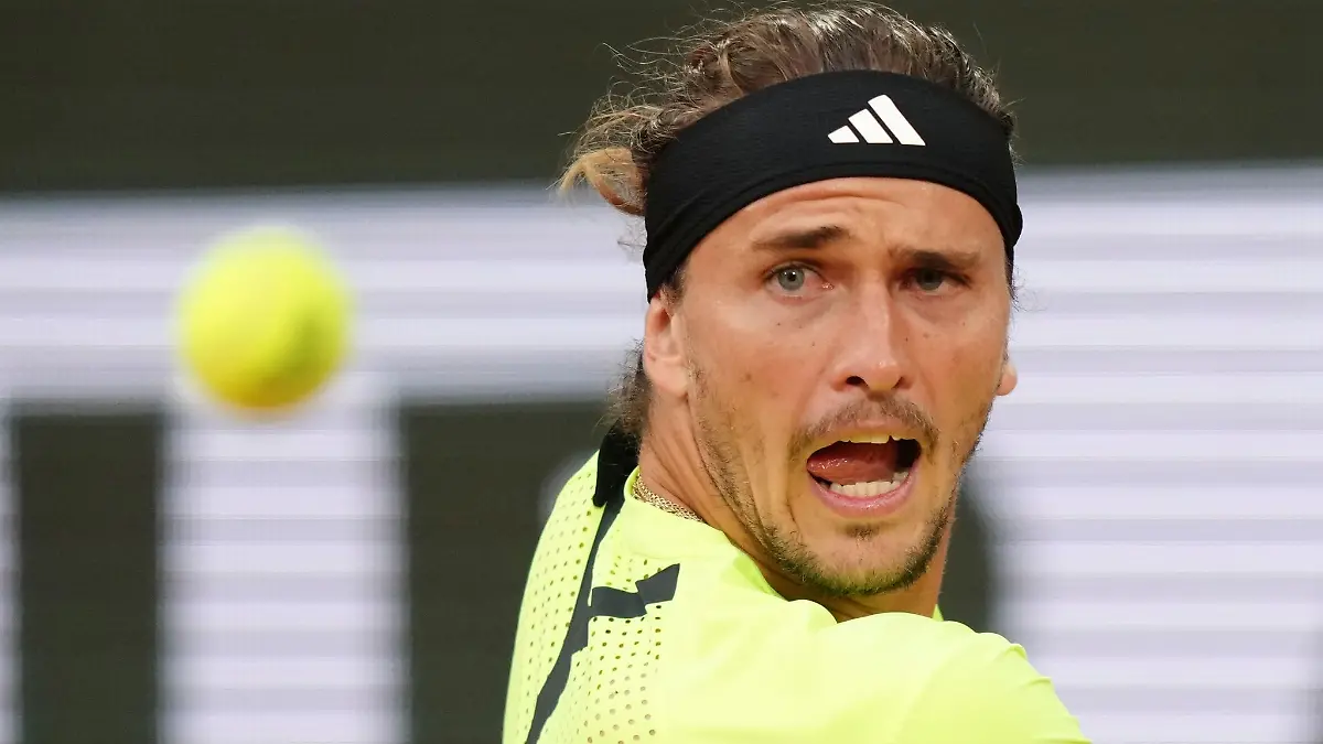 Alexander Zverev ist in Paris im Viertelfinale ausgeschieden.