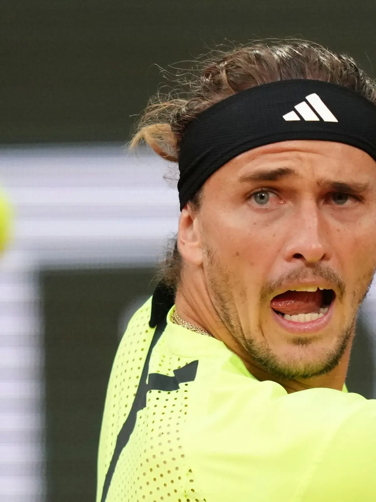 Bild zu: "Zverev bricht gegen Djokovic böse ein! War das Wetter schuld?"