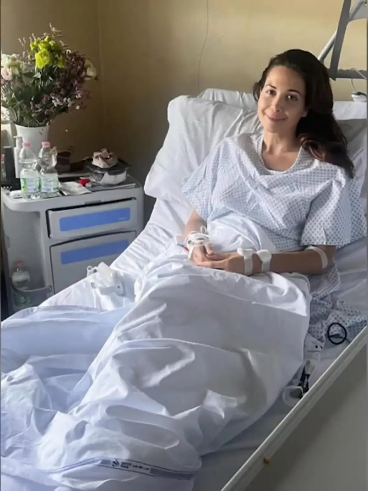 Bild zu: "Not-OP! Mandy Capristos Leben hing am seidenen Faden"