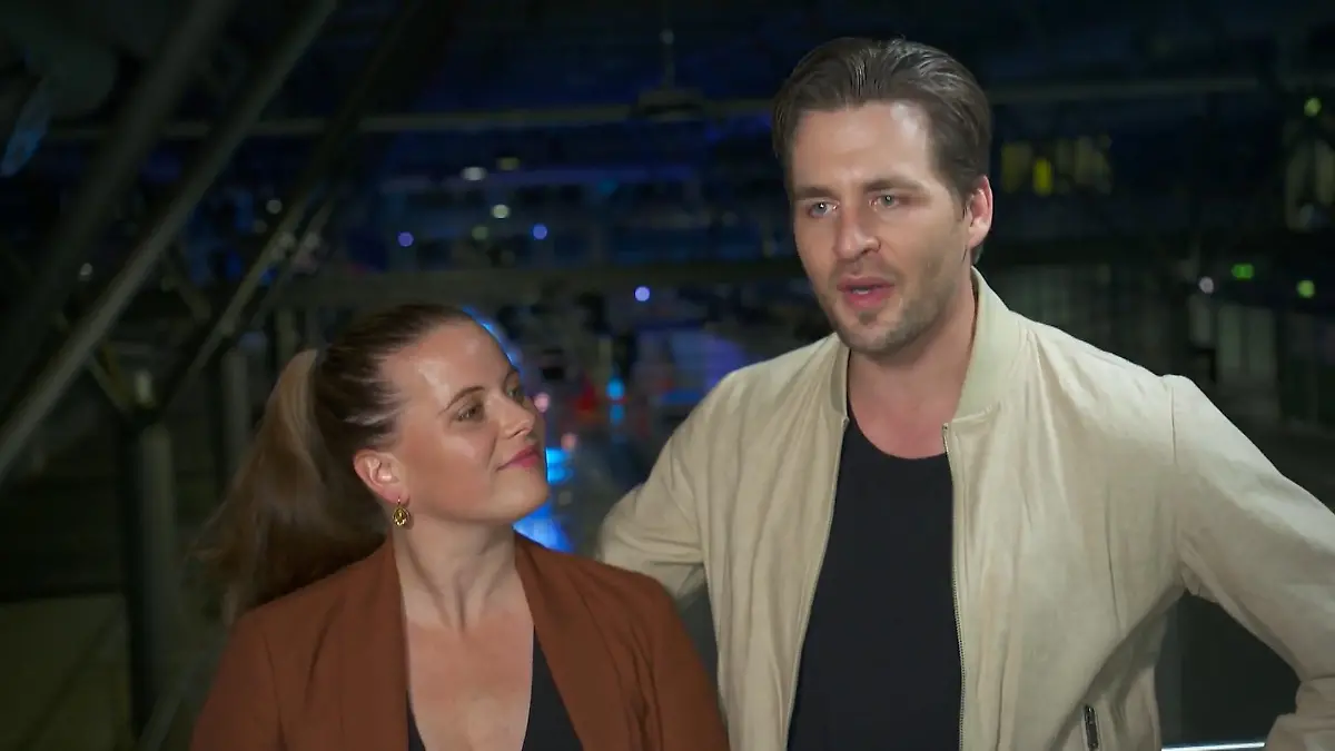 Seit "Let's Dance" ist er mit Isabel Edvardsson befreundet Alexander Klaws plaudert's aus
