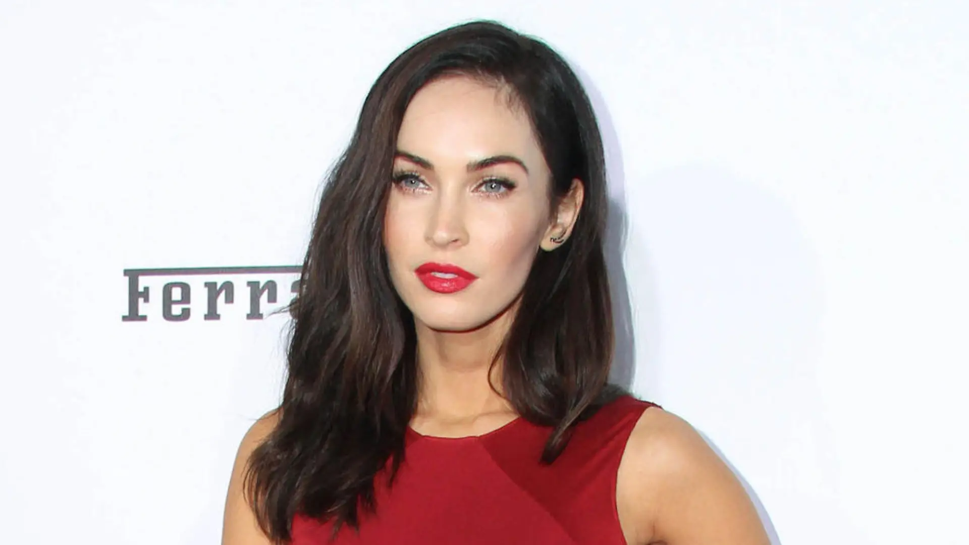 Megan Fox rekelt sich in neuem Musikvideo von Machine Gun Kelly