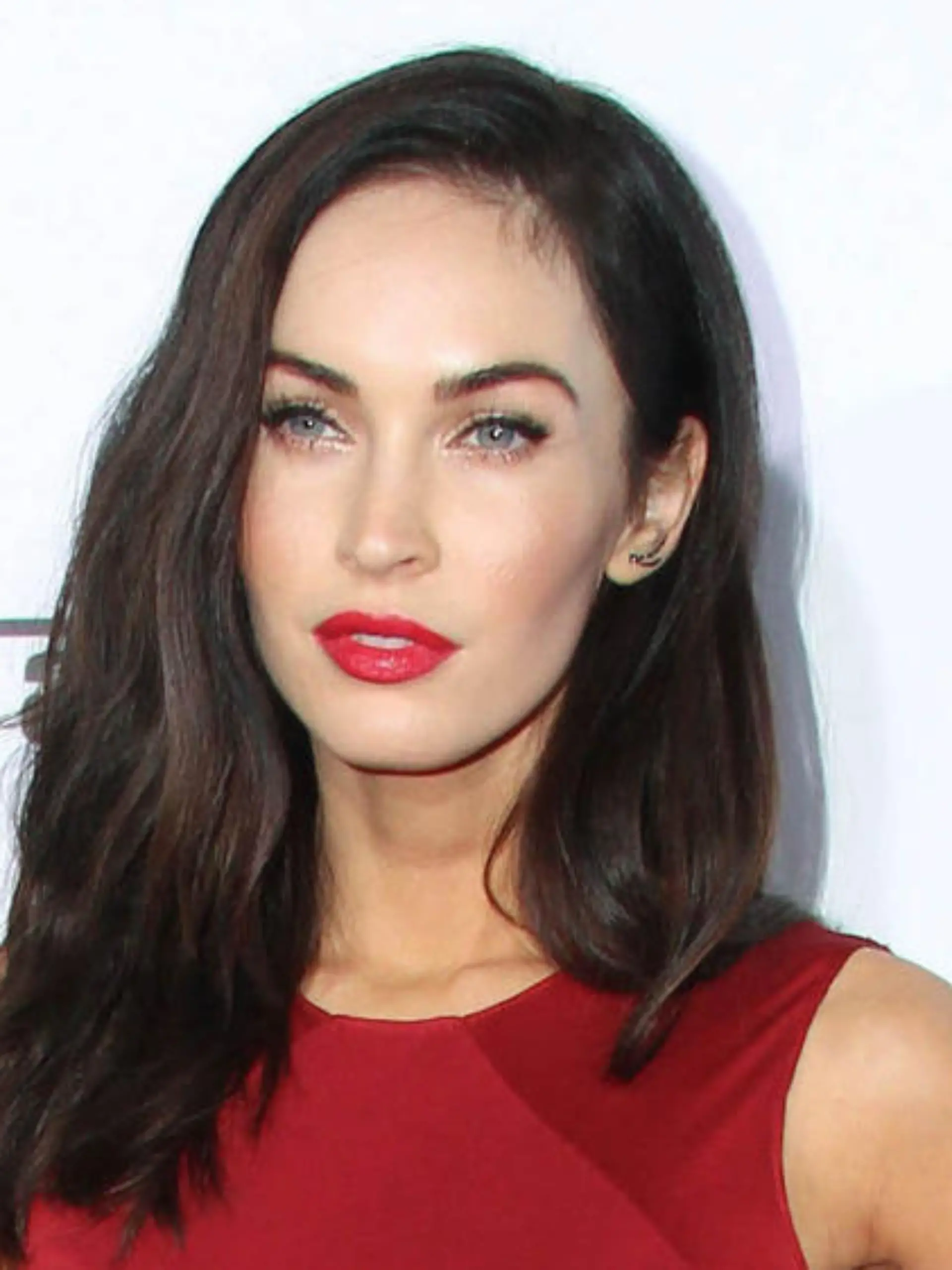 Megan Fox rekelt sich in neuem Musikvideo von Machine Gun Kelly
