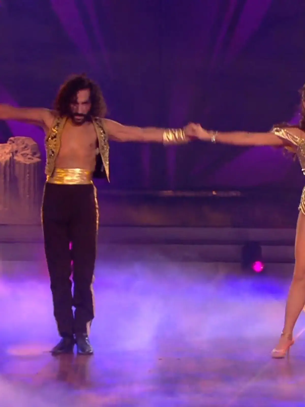 Massimo Sinató und Lili Paul-Roncalli tanzen im Finale von "Let's Dance" einen Freestyle zur Musik von "Aladdin".