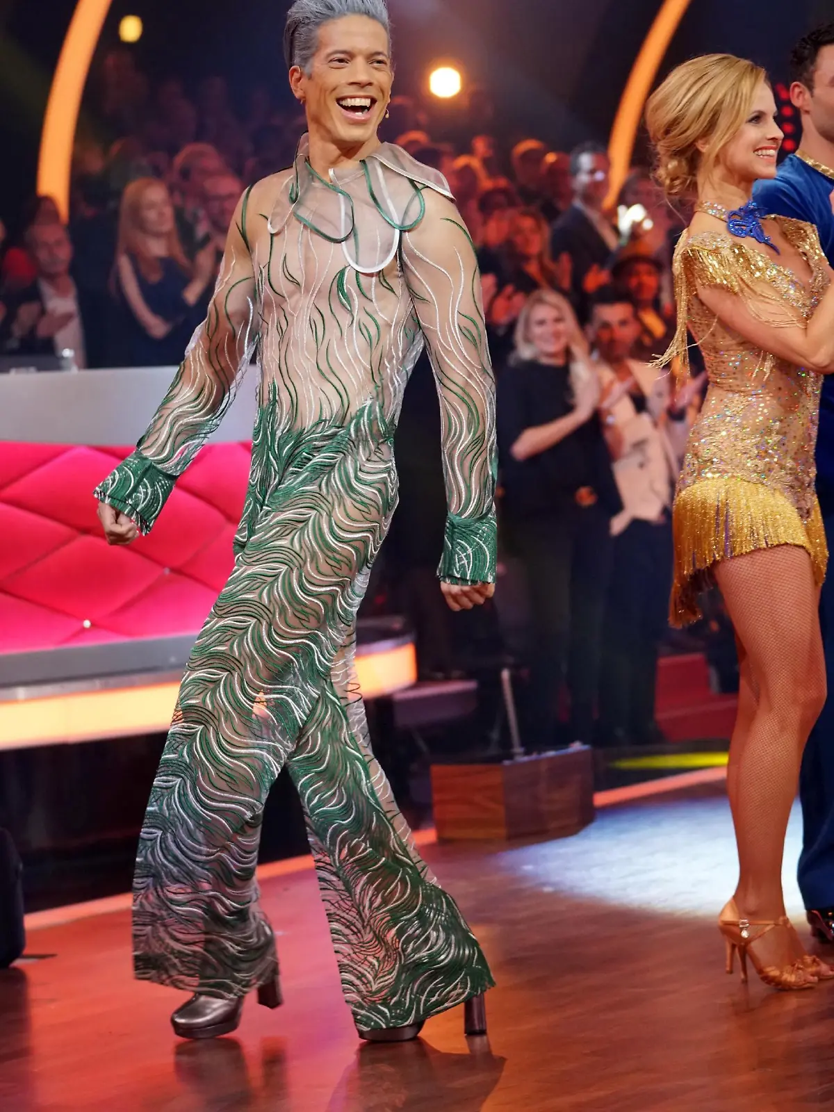 Jurymitglied Jorge Gonzalez      Verwendung der Bilder für Online-Medien ausschließlich mit folgender Verlinkung:"Alle Infos zu "Let´s Dance" im Special bei RTL.de: http://www.rtl.de/cms/sendungen/lets-dance.html
