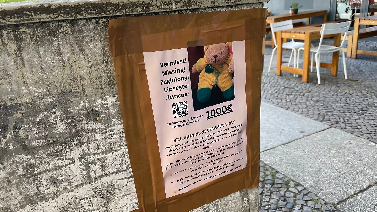 In Berlin läuft derzeit eine breit angelegte Suchaktion nach dem Teddybären „Mini”.