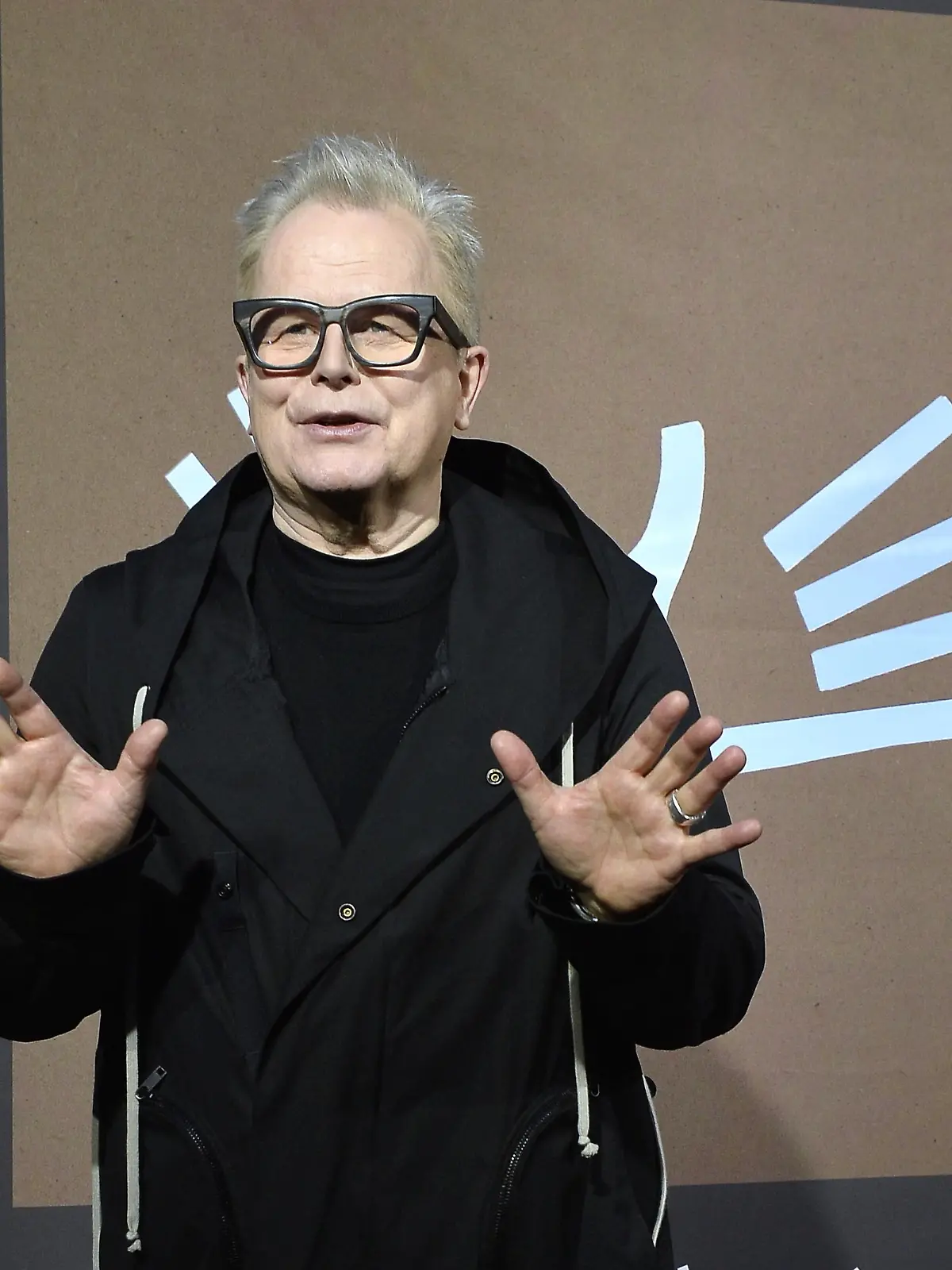 Herbert Grönemeyer stellt sein neues Album Das ist los in Berlin vor / 220323


