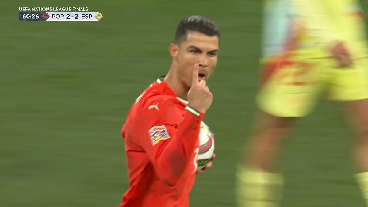 Cristiano Ronaldo trifft für Portugal zum 2:2 gegen Spanien Finale der Nations League