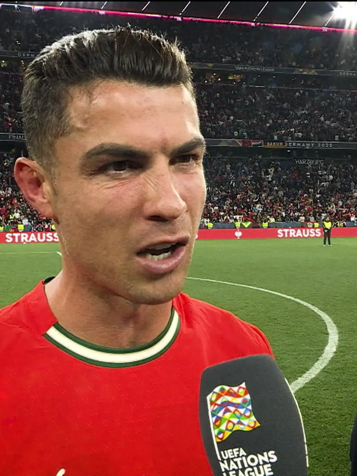 Pech Im Spiel Glück In Der Liebe Pech im Spiel, Glück in der Liebe? : Nach Niederlage! Sport-Moderatorin