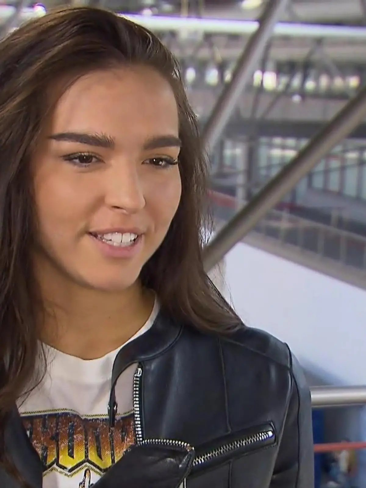 Bild zu: "Lili Paul Roncalli steht Rede und Antwort"