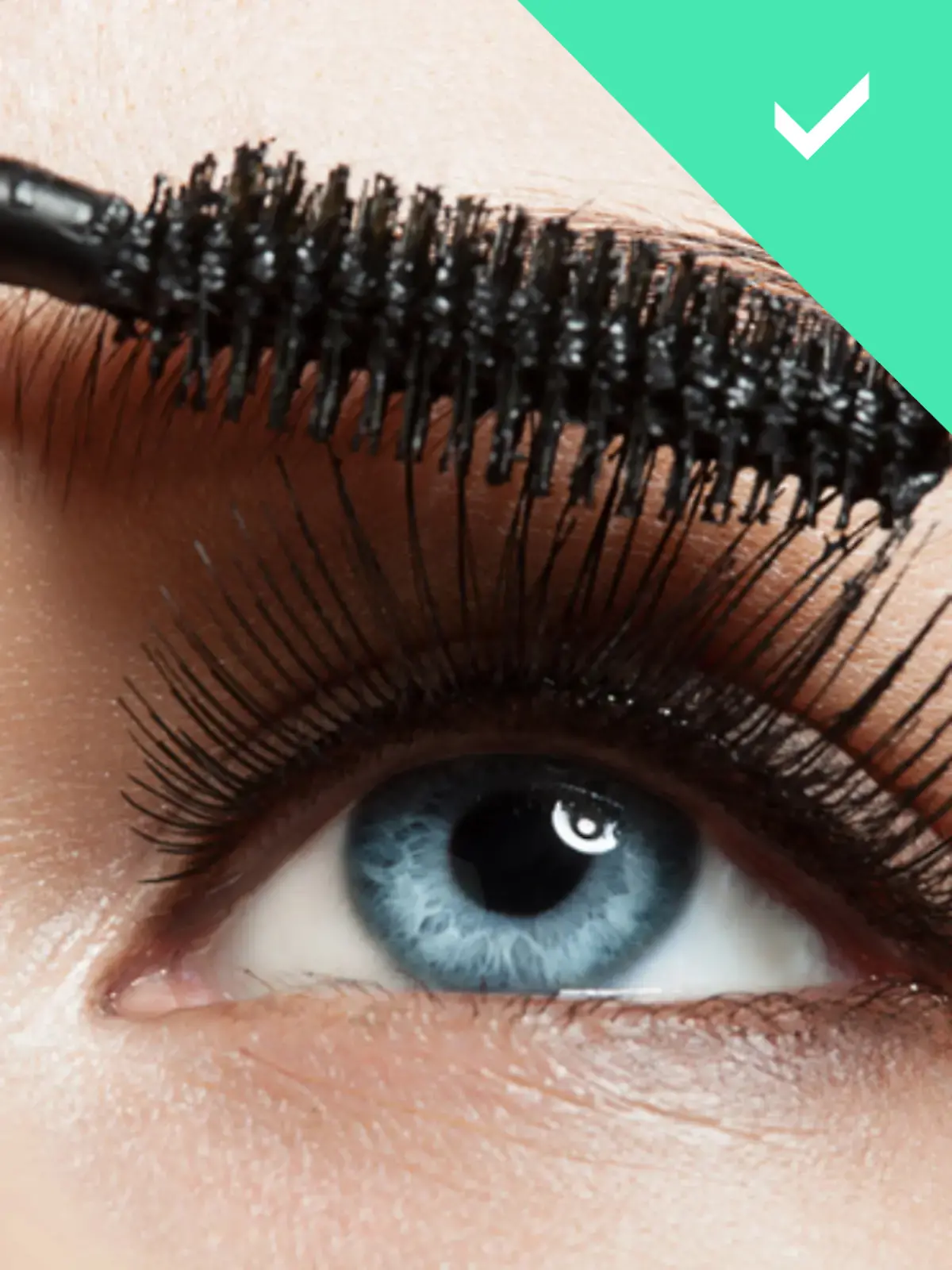 Bild zu: "Profi-Wimperntusche heute mit 40 Prozent Rabatt"