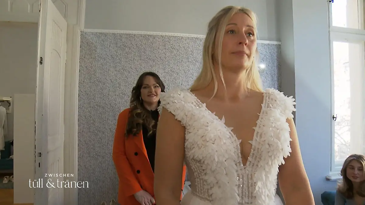 Wie speziell darf es für Braut Christina sein? Kristallglitzer