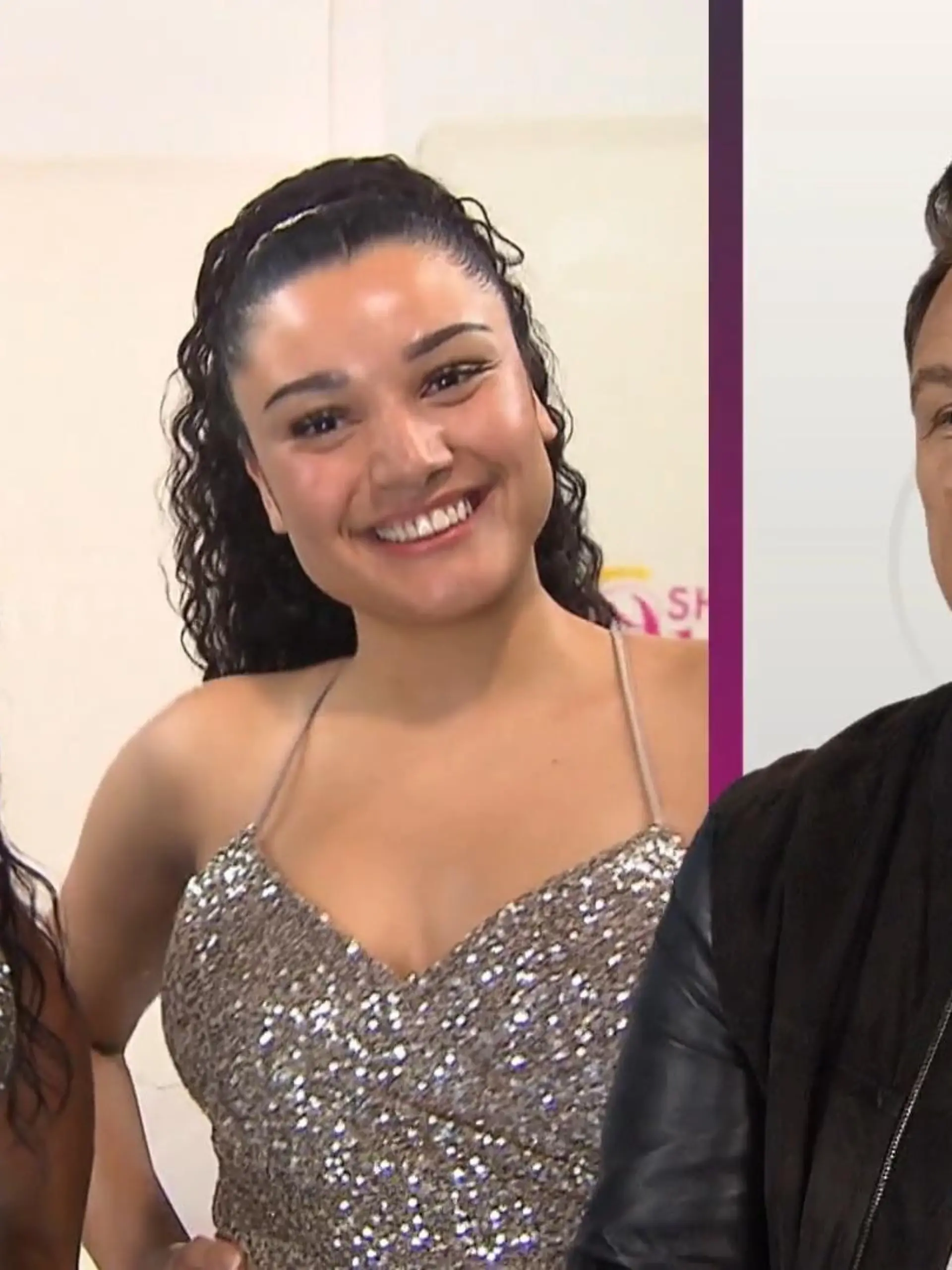 Bild zu: "Adriana & Livia im Glitzer-Doppelpack"