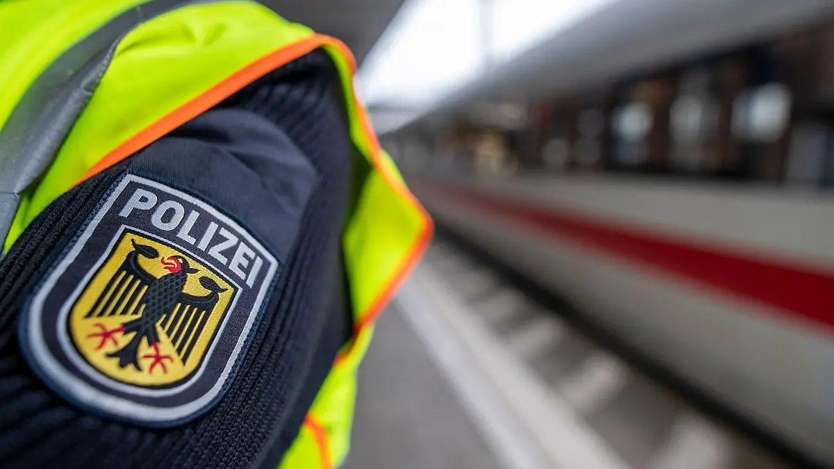 Die Bundespolizei Trier war an der Unfallstelle im Einsatz. (Symbolbild)