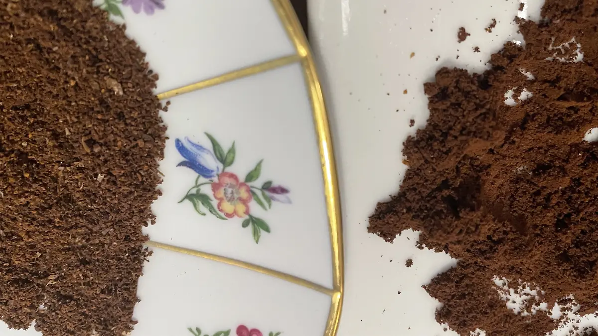 Nahaufnahme Espressopulver Shardor Kaffeemühle.