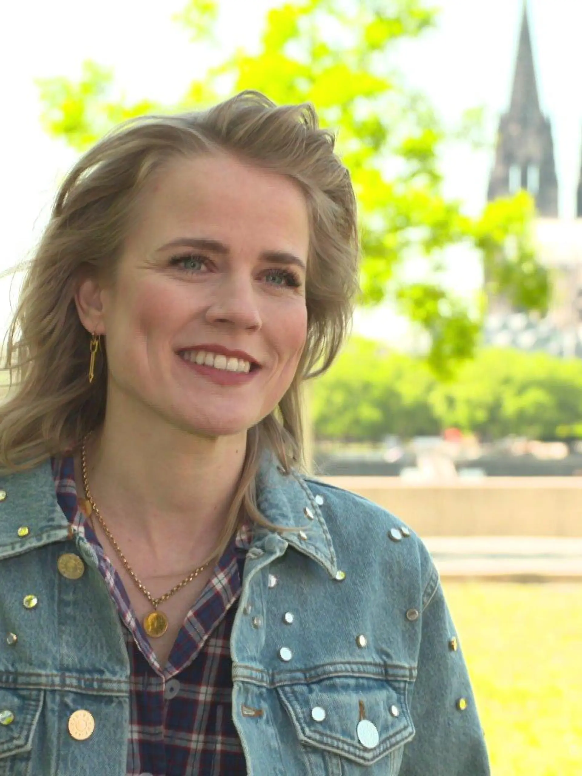 Ilse DeLange