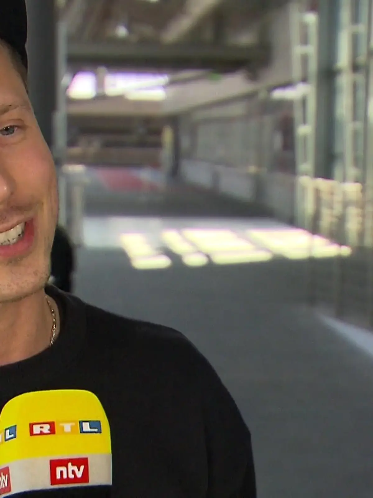 Bild zu: "Ist Valentin Lusin eifersüchtig auf Moritz?"