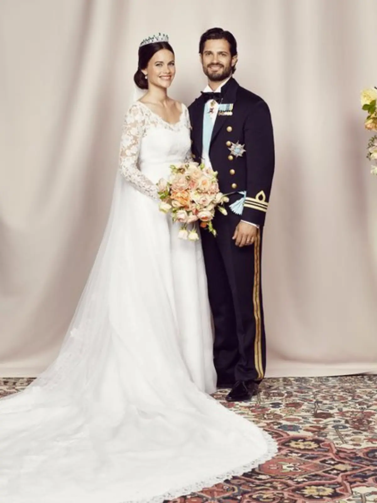 Bild zu: "Zehn Jahre Liebe! Diese Bilder von Carl Philip und Sofia kannte bislang kaum jemand"