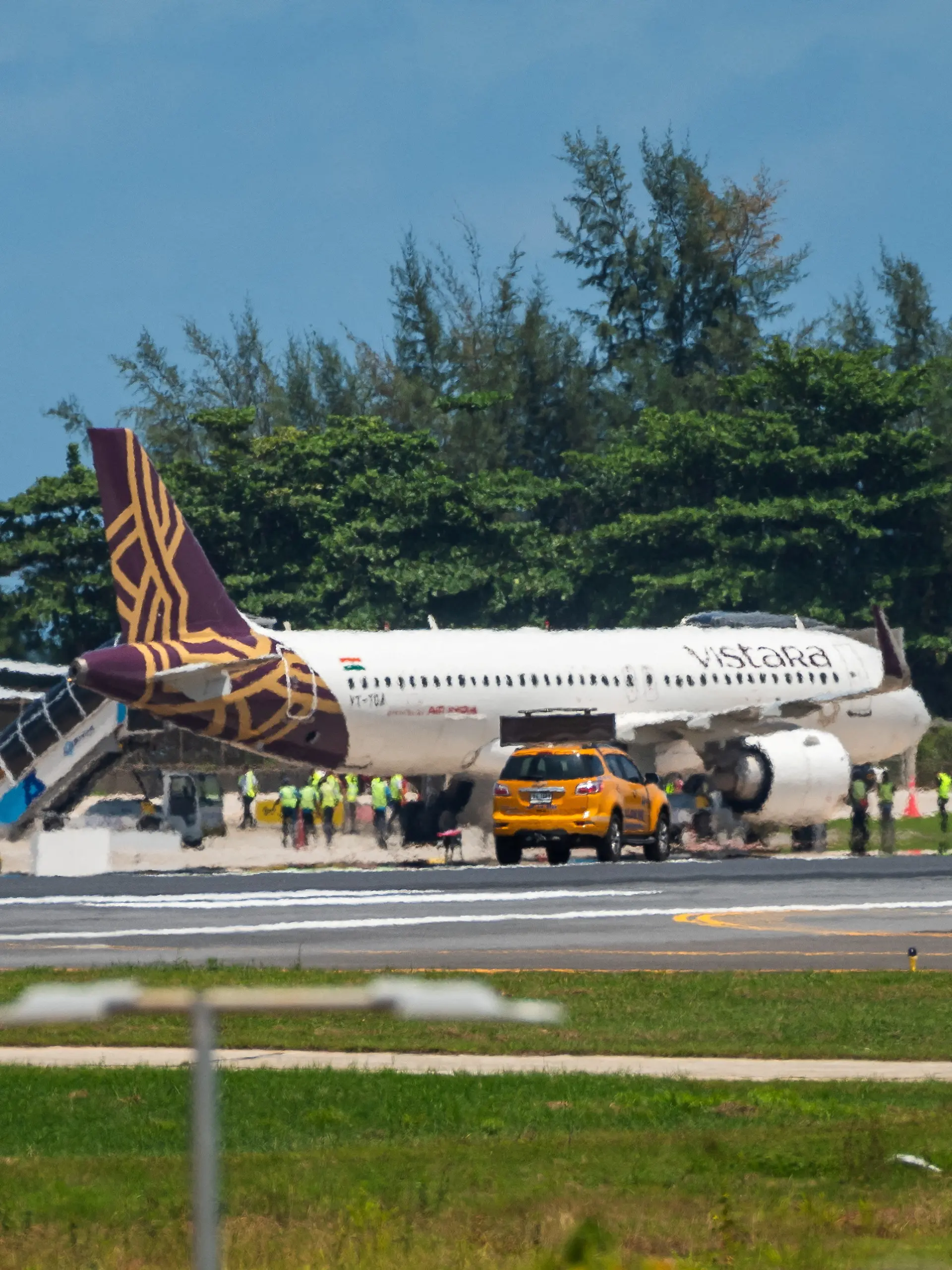 Air India flight AI 379 makes an emergency landing back at Phuket Airport