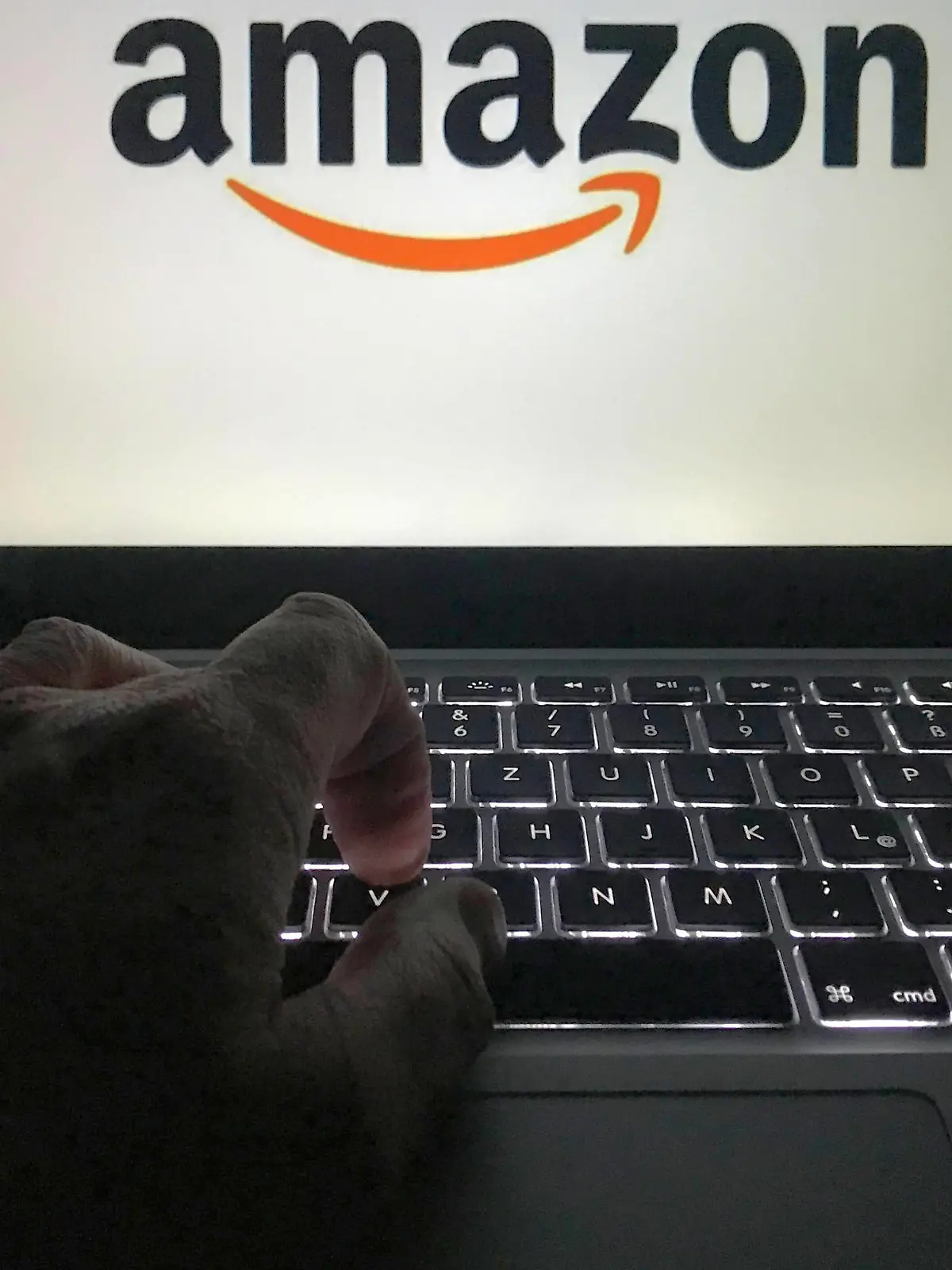 Laptop mit Amazon