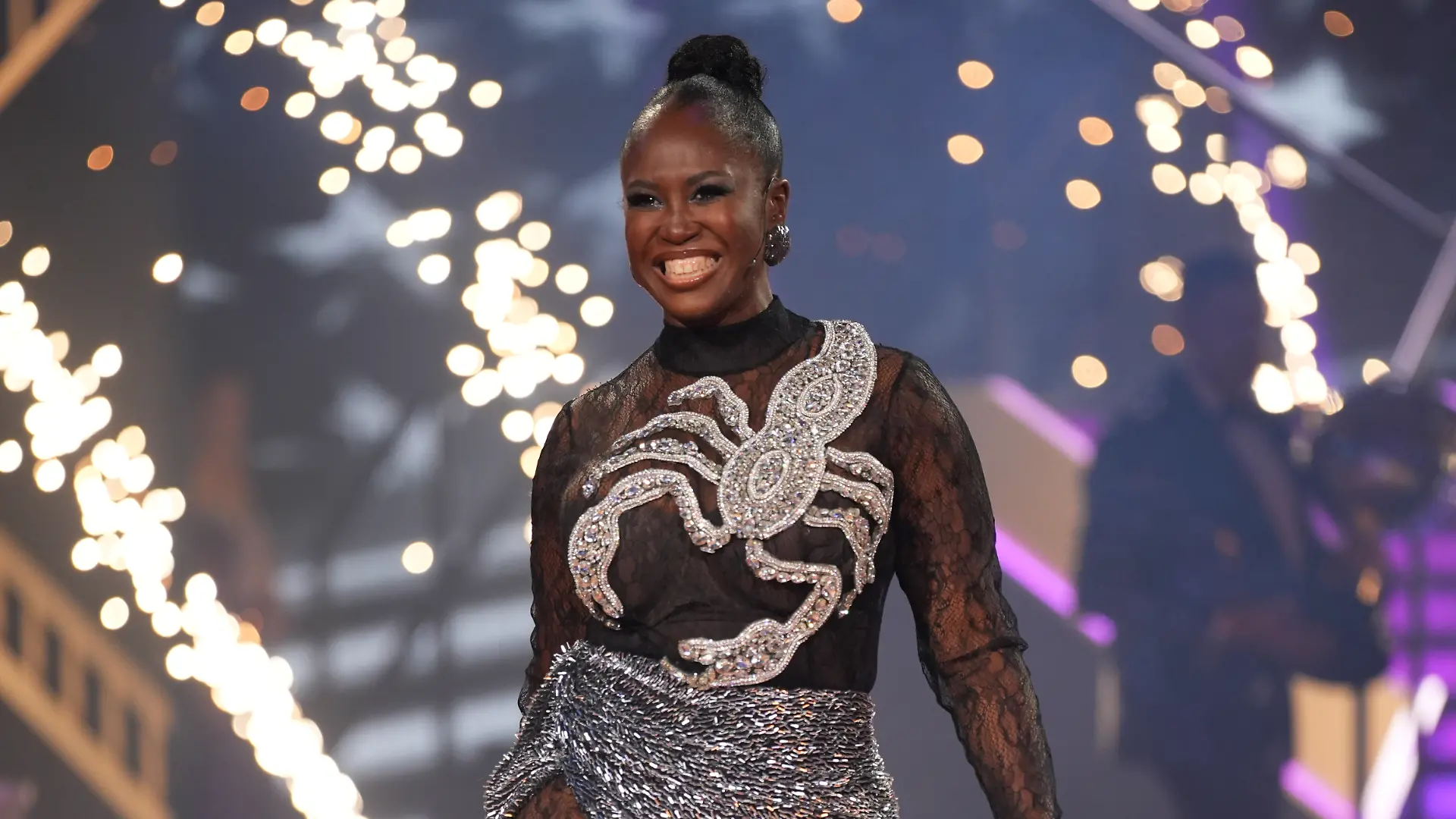 Jurymitglied Motsi Mabuse. 
RTL Tanzshow Let’s Dance in Köln - Das Finale / 230525