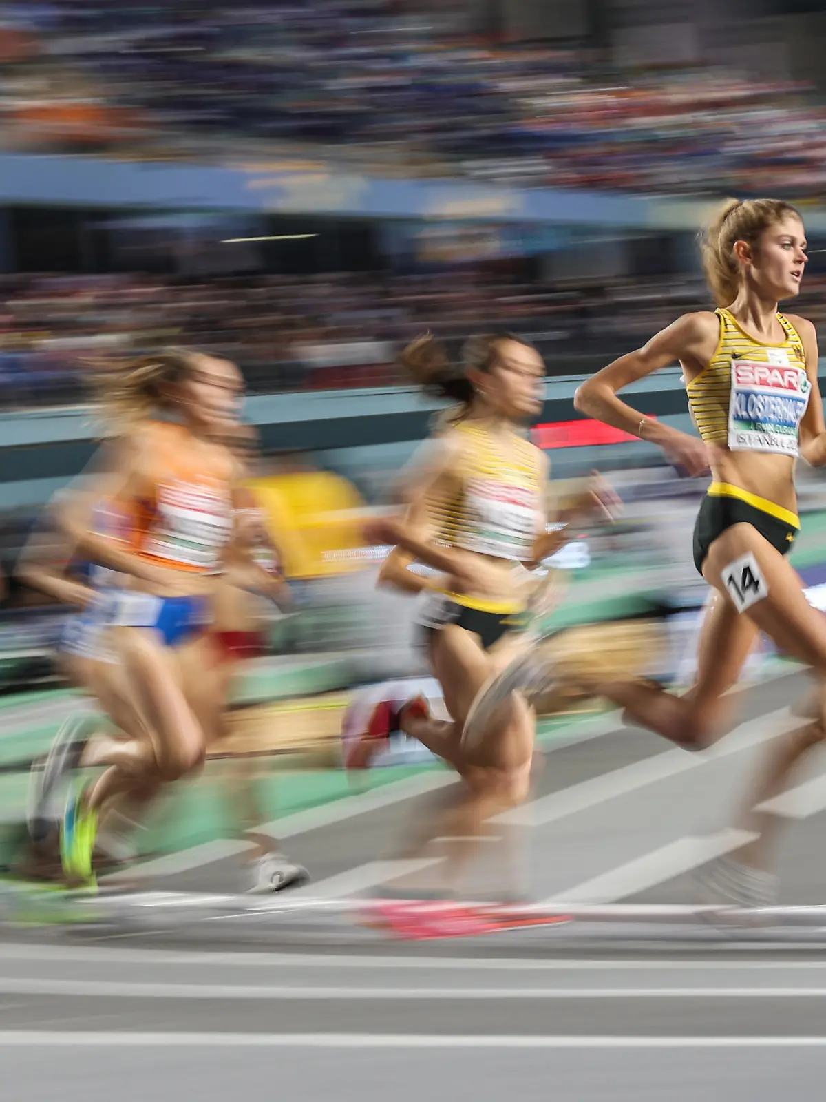 Leichtathletik/Halle: Europameisterschaft, 3000 Meter Frauen Finale, 3000 Meter Frauen Finale, Konstanze Klosterhalfen aus Deutschland in Aktion.