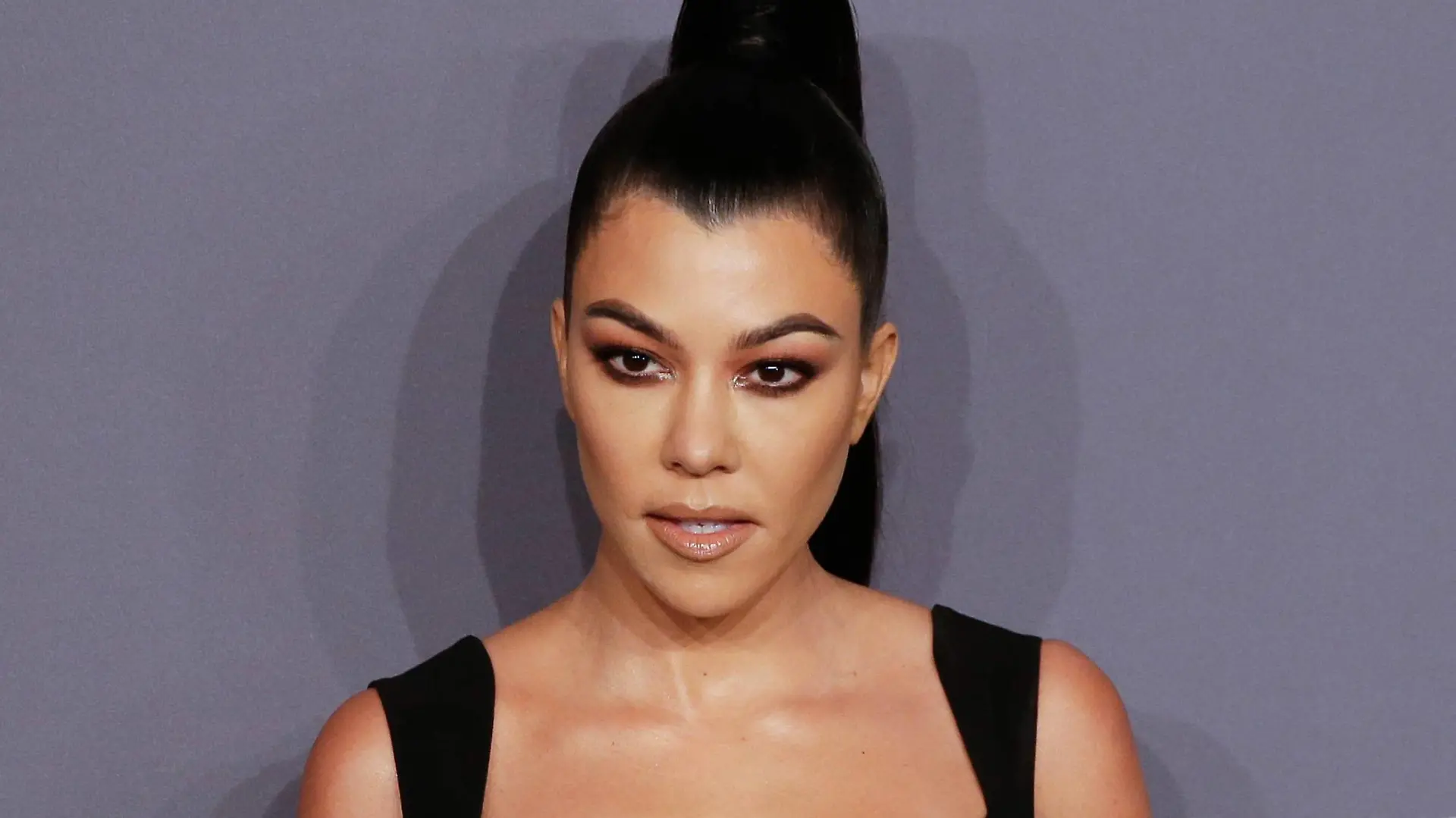 Kourtney Kardashian arrives on the red carpet at the amfAR New York Gala 2019 at Cipriani Wall Street on February 6, 2019 in New York City. PUBLICATIONxINxGERxSUIxAUTxHUNxONLY NYP20190206104 JOHNxANGELILLO
