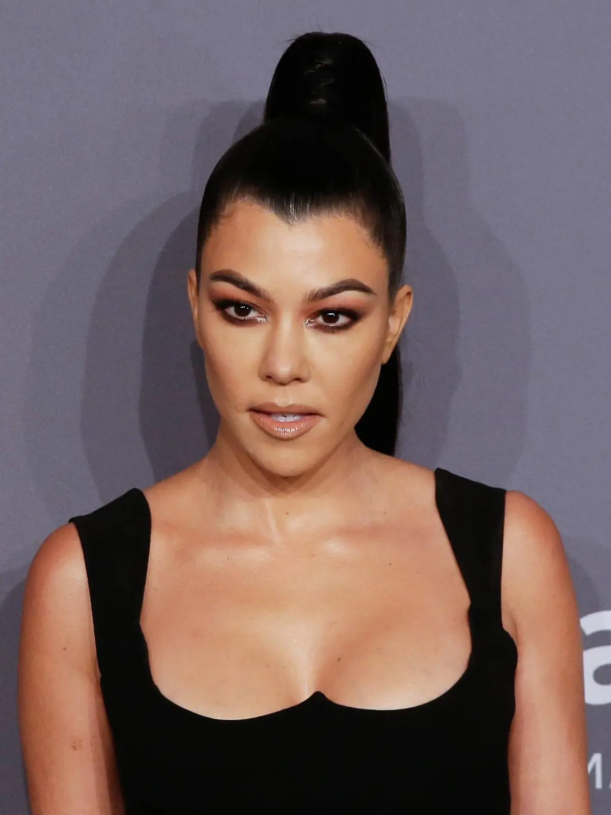 Kourtney Kardashian arrives on the red carpet at the amfAR New York Gala 2019 at Cipriani Wall Street on February 6, 2019 in New York City. PUBLICATIONxINxGERxSUIxAUTxHUNxONLY NYP20190206104 JOHNxANGELILLO  