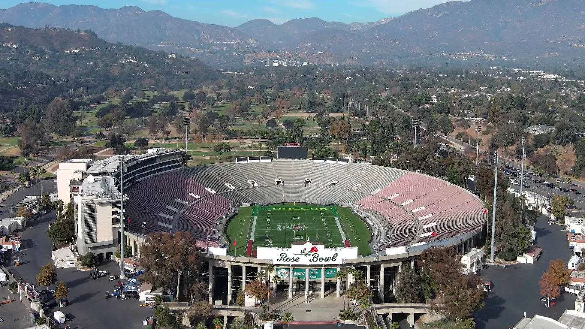 Blick auf das Rose-Bowl-Stadium in Pasadena, Kalifornien