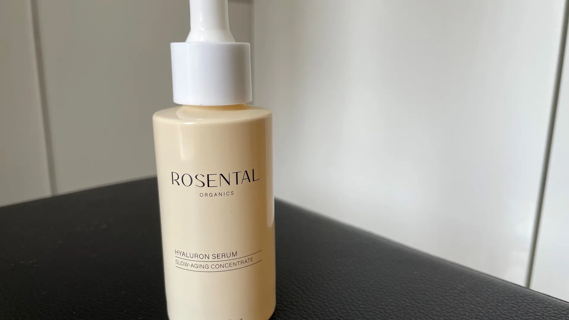 Das Hyaluron-Serum von Rosental.