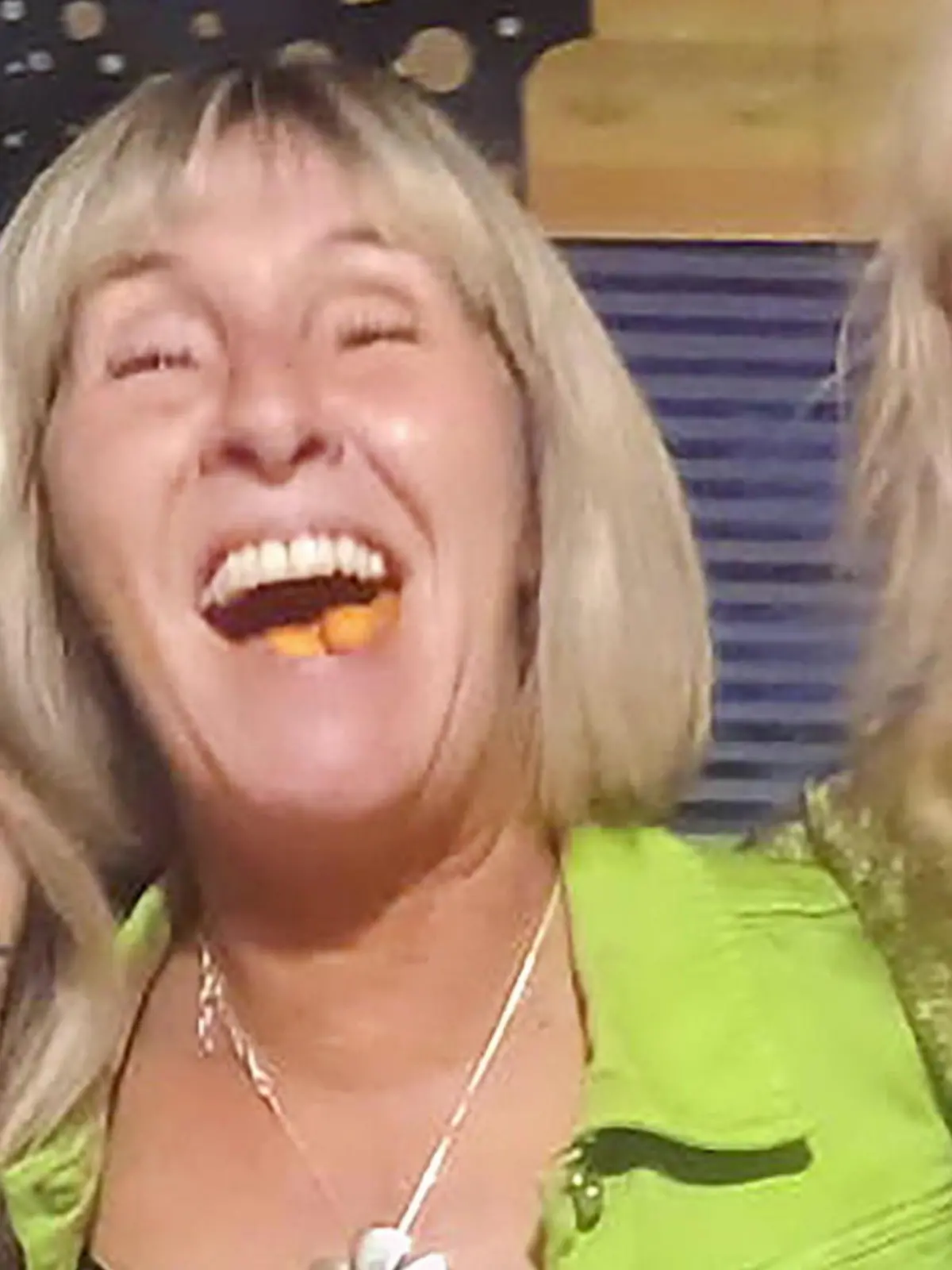 Bild zu: "Verrückte Familiengeschichte! Diese Schwestern trennen Jahrzehnte"