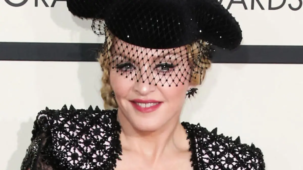 (FILE) Madonna Says She Has Coronavirus COVID-19 Antibodies. LOS ANGELES, CALIFORNIA, USA - FEBRUARY 08: Singer Madonna wearing Givenchy Haute Couture by Riccardo Tisci arrives at the 57th Annual GRAMMY Awards on February 8, 2015 in Los Angeles, California, United States. (Photo by Xavier Collin/Image Press Agency)

Pictured: Madonna,Madonna Louise Ciccone
Ref: SPL5164888 010520 NON-EXCLUSIVE
Picture by: Xavier Collin/Image Press Agency/Splash News / SplashNews.com

Splash News and Pictures
USA: +1 310-525-5808
London: +44 (0)20 8126 1009
Berlin: +49 175 3764 166
photodesk@splashnews.com

World Rights, 
