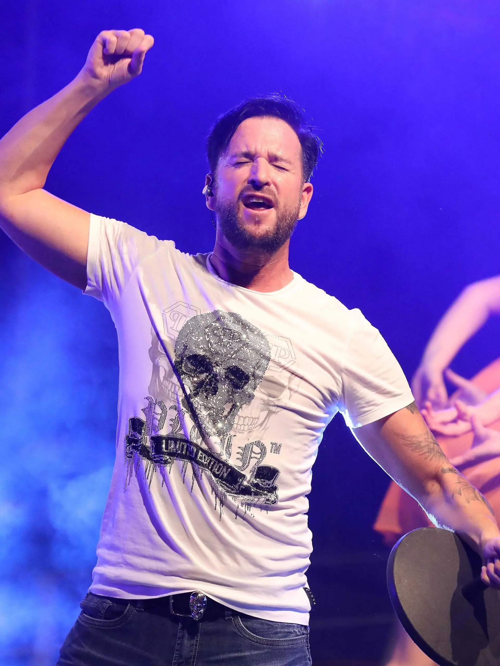  Michael Wendler - Live in Concert XXL - am 28.09.2019 in der Turbinenhalle in Oberhausen Michael Wendler steht am 28.09.2019 in der Turbinenhalle in Oberhausen auf der Bühne. *** Michael Wendler Live in Concert XXL on 28 09 2019 in the Turbinenhalle in Oberhausen Michael Wendler on stage on 28 09 2019 in the Turbinenhalle in Oberhausen xTSx