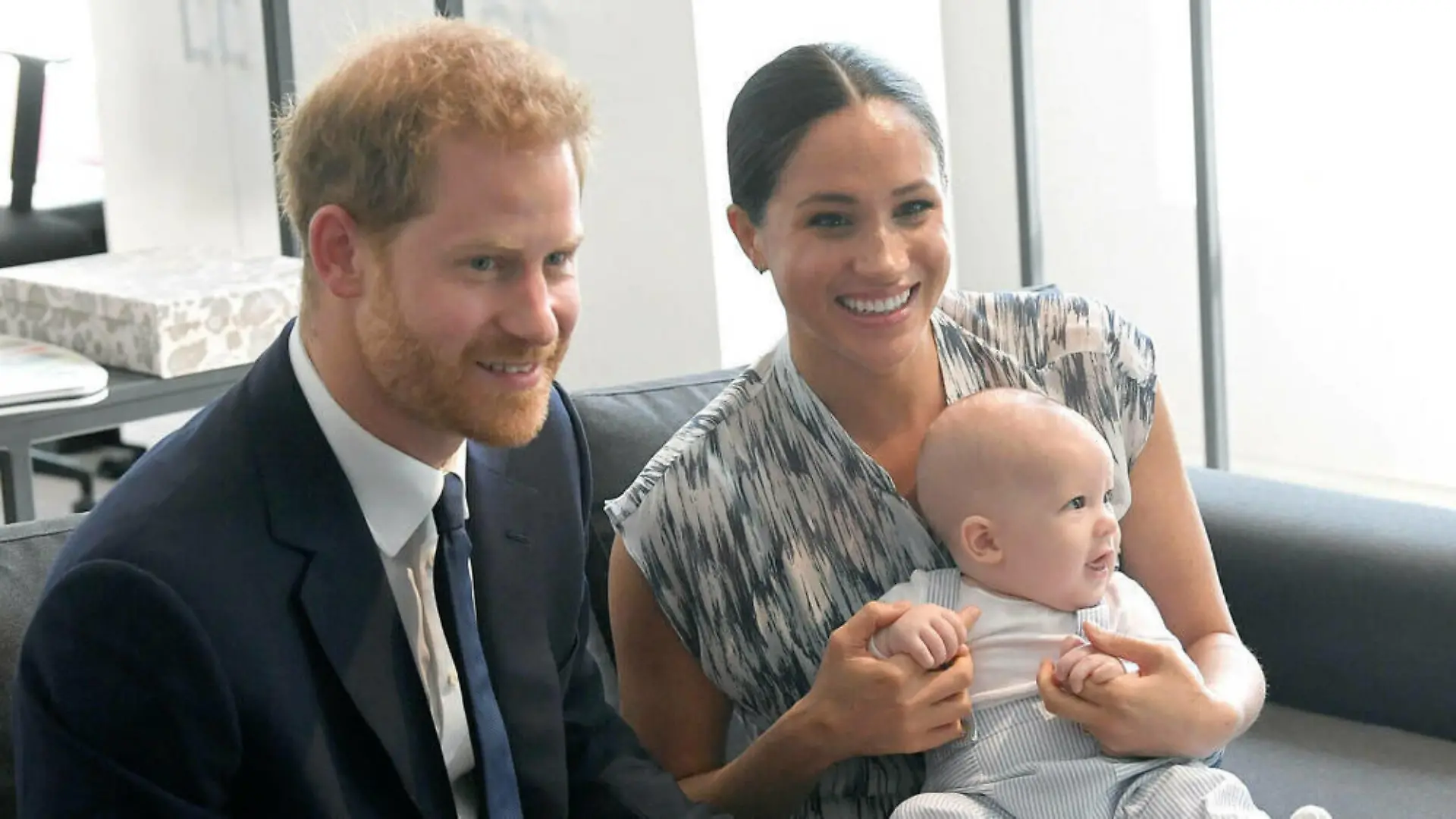Harry und Meghan sollen die Nanny der Beckhams engagiert haben
