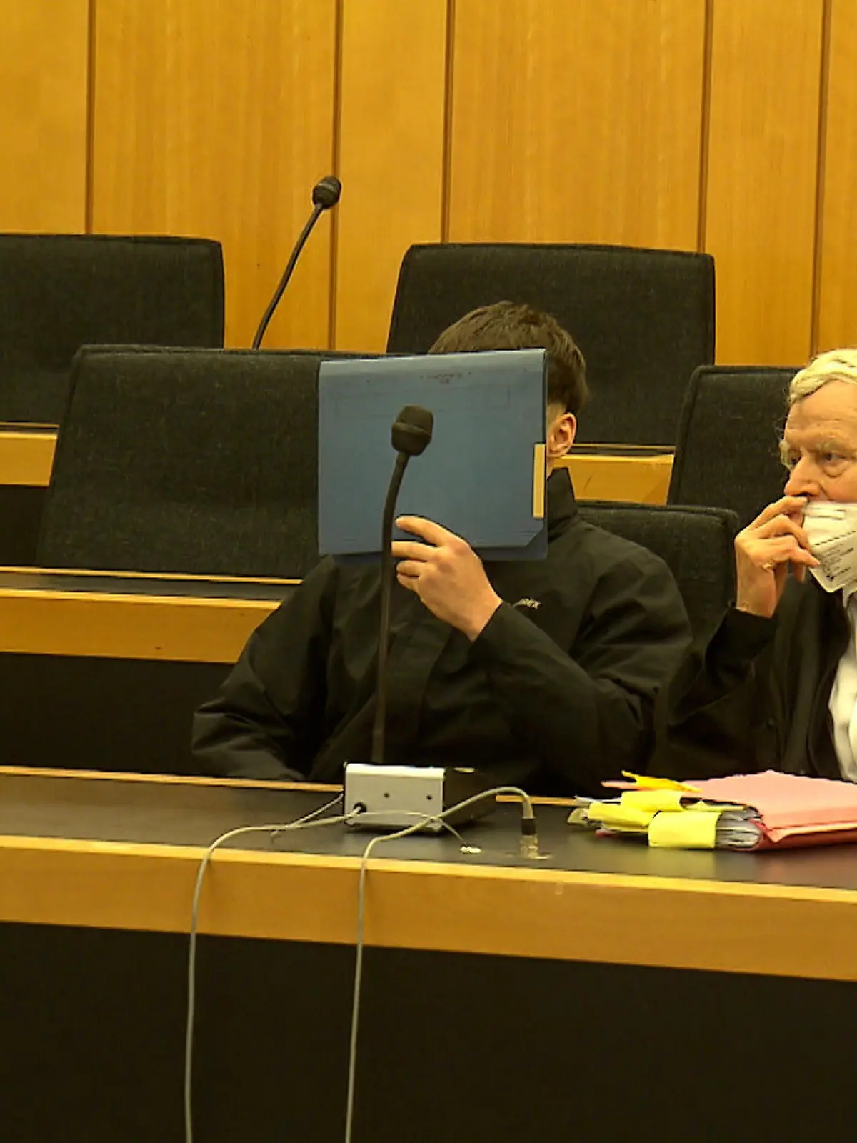 Der Täter muss wegen Körperverletzung mit Todesfolge eine Jugendstrafe von fünf Jahren absitzen.