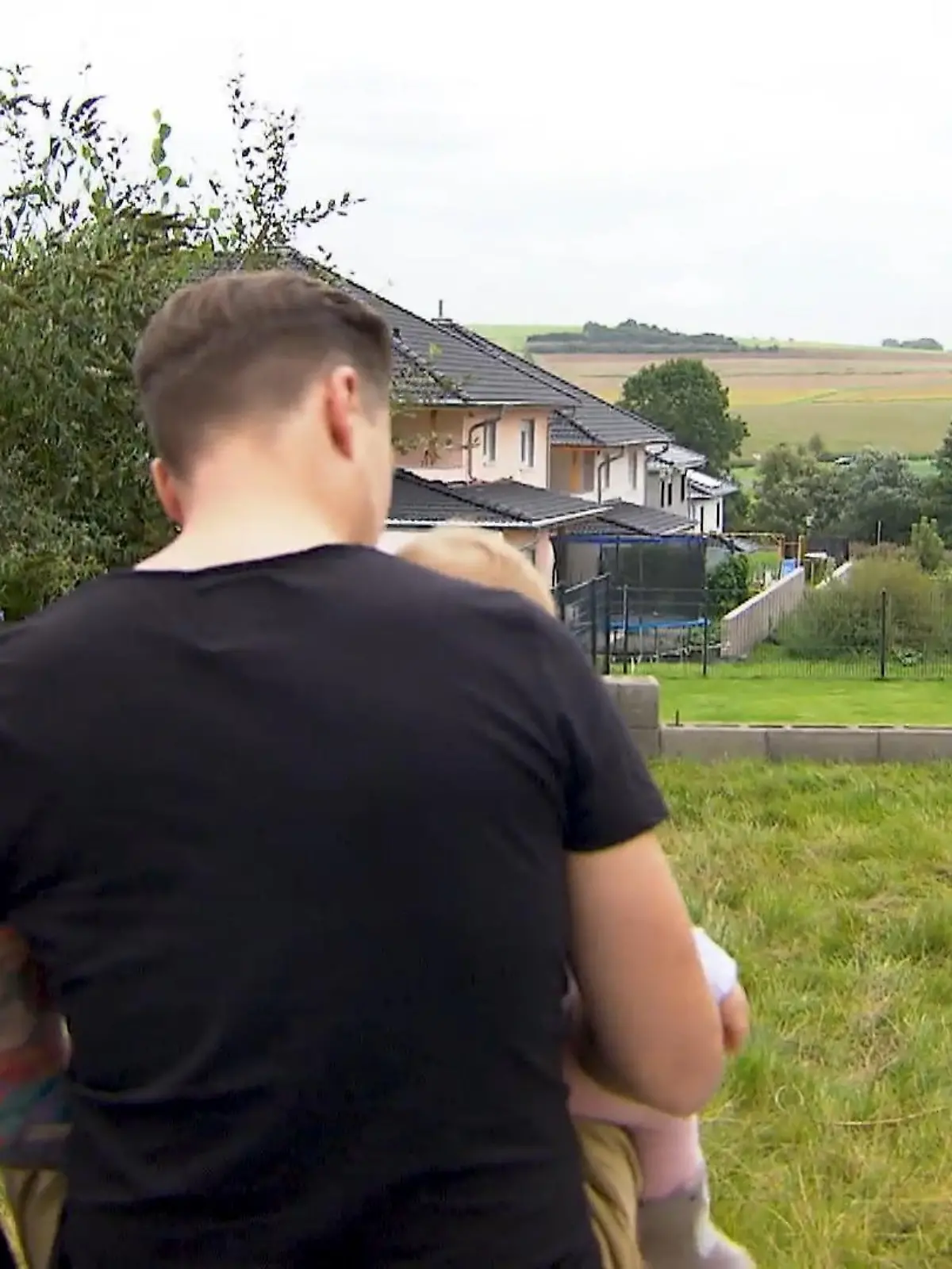 Wer in der Großstadt eine bezahlbare Wohnung sucht, sucht oft vergebens. Der Städte- und Gemeindebund schlägt deshalb vor: Die Menschen sollten stattdessen aufs Land ziehen. Dort gebe es zahlreiche Wohnungen, die leer stehen. Klingt schlüssig - aber kann das die Wohnungsnot tatsächlich lindern?
