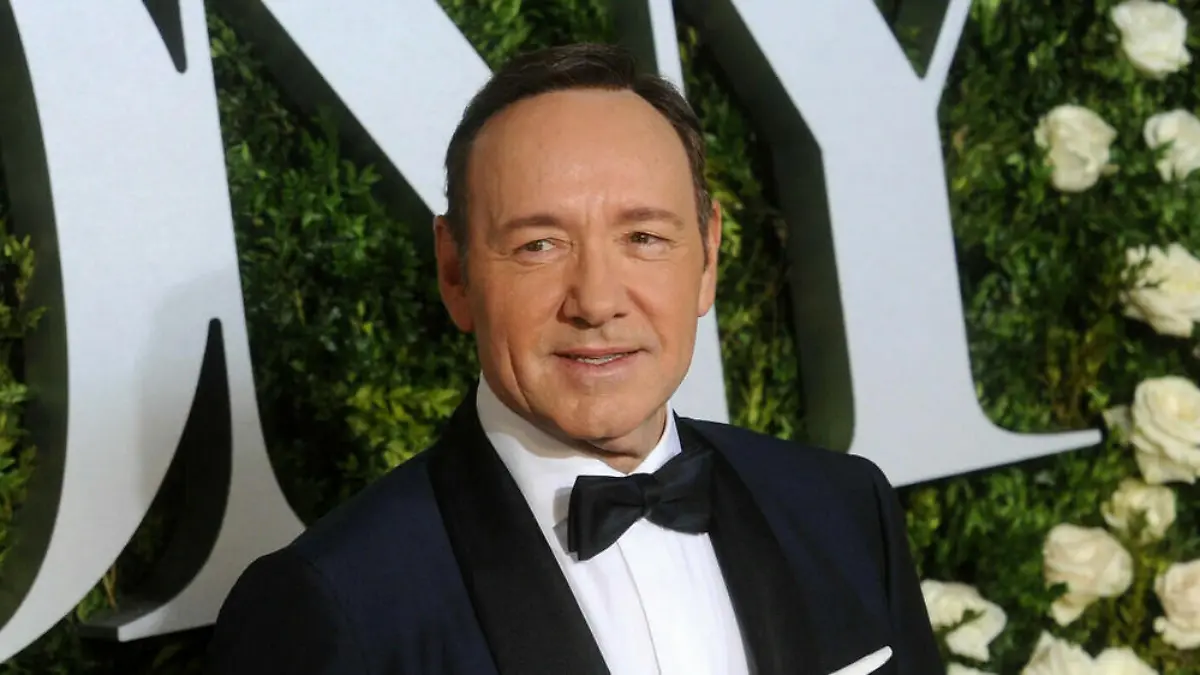 Kevin Spacey vergleicht seinen Absturz mit Corona-Arbeitslosen