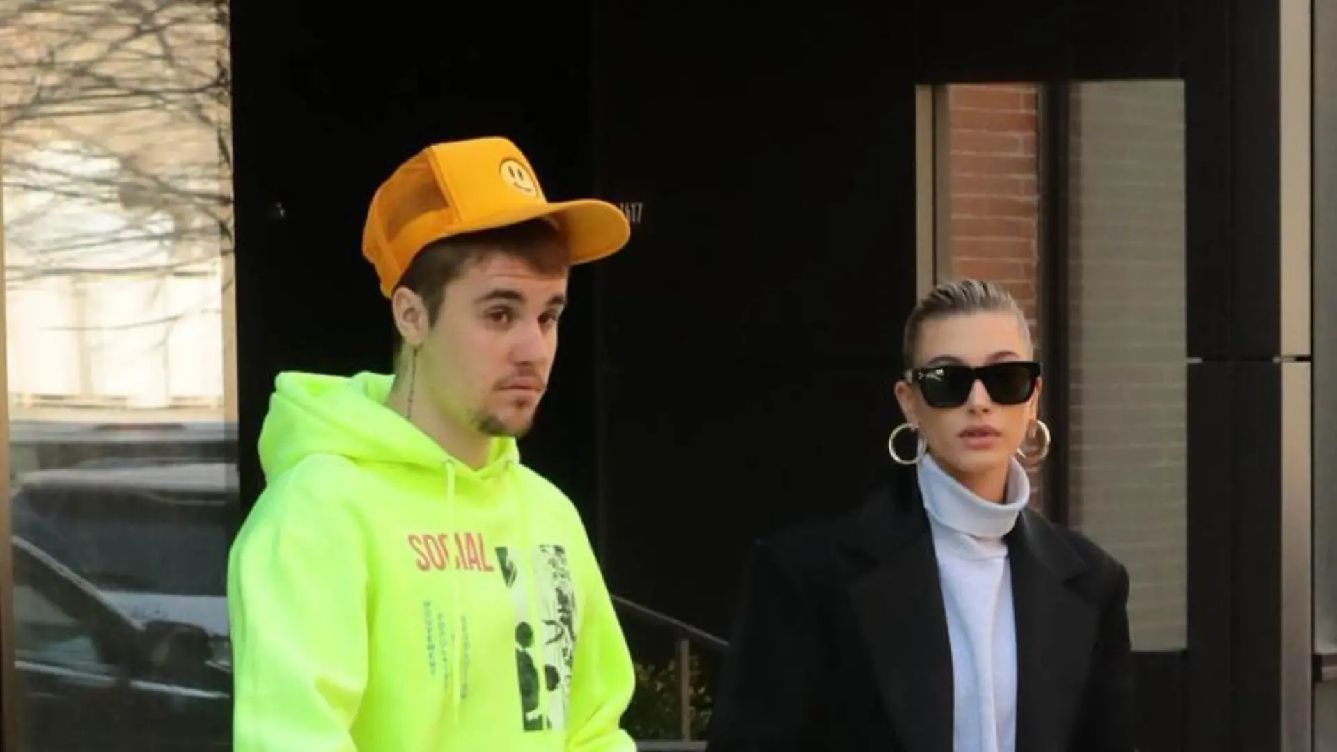Hailey Bieber hilft Justin Bieber mit seiner Akne