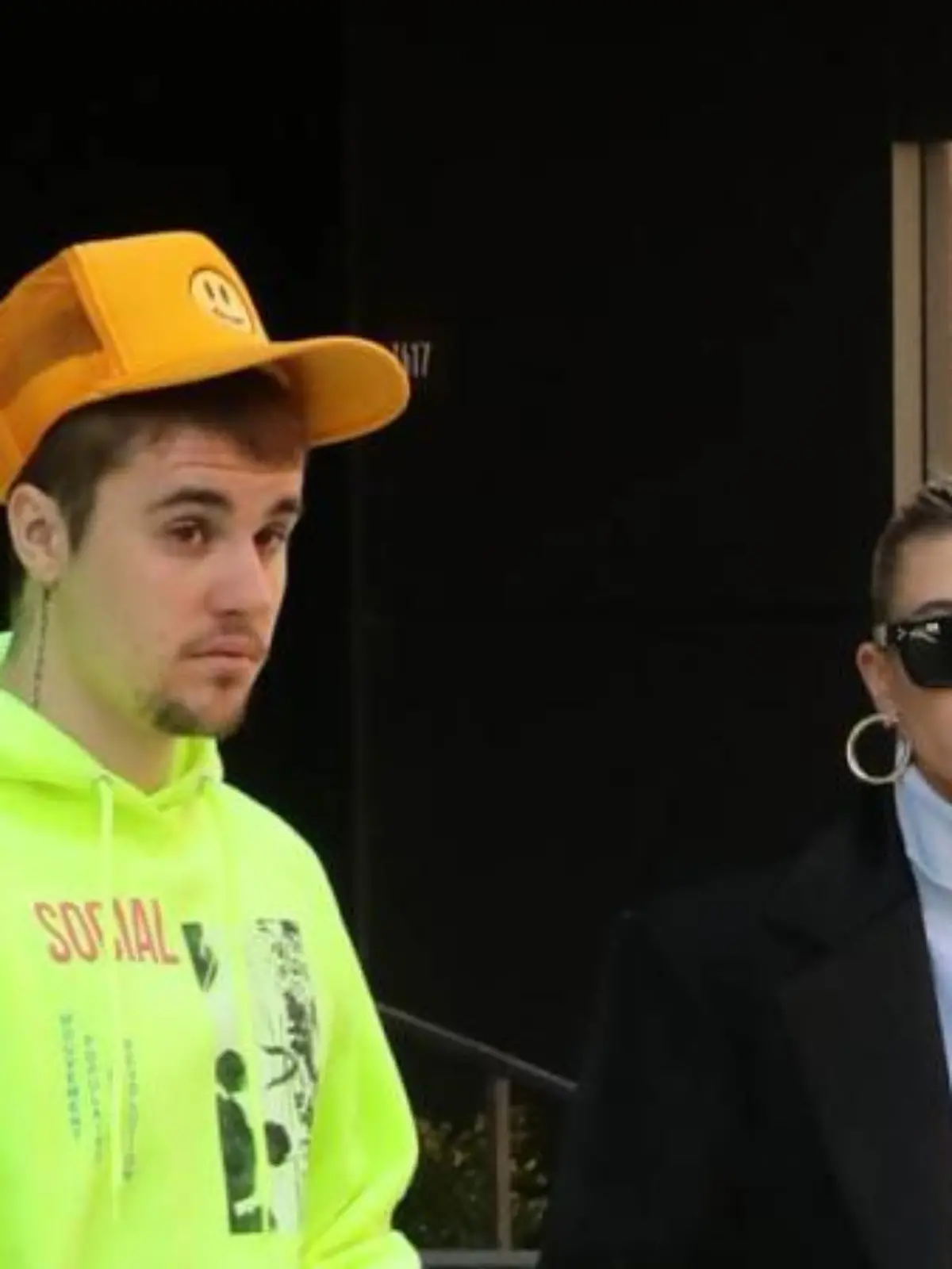 Hailey Bieber hilft Justin Bieber mit seiner Akne