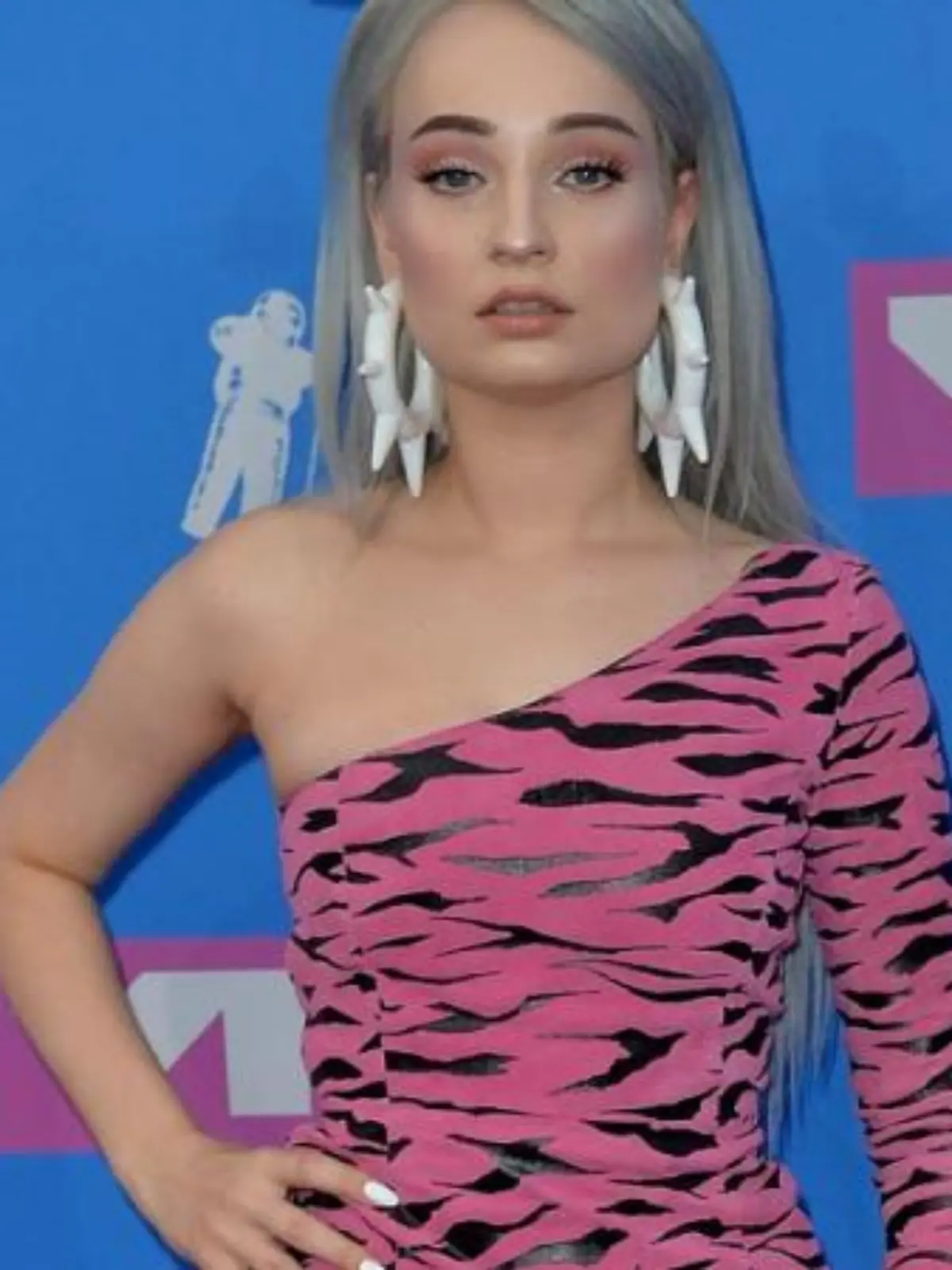 Kim Petras nutzt die Isolation zum Schreiben