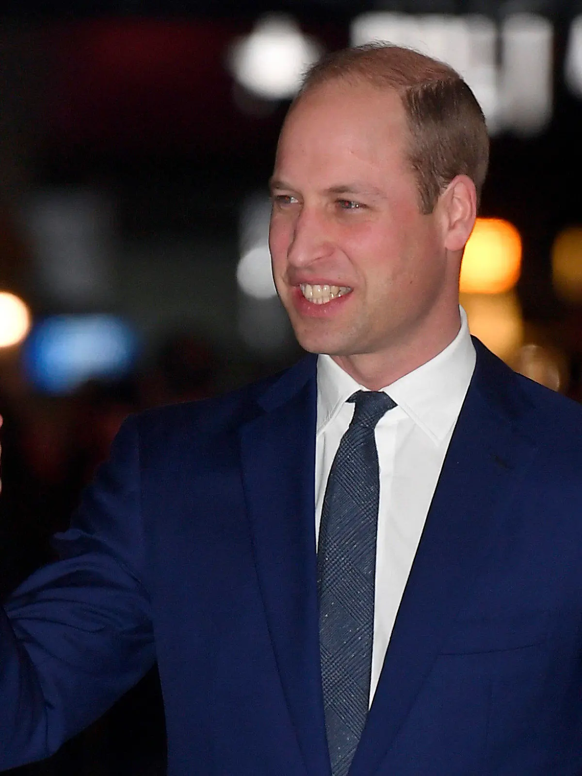 21.11.2019, Großbritannien, London: Prinz William, Herzog von Cambridge, kommt zu den Tusk Conservation Awards im Empire am Leicester Square an. Die Tusk Conservation Awards ehren Menschen, die mit ihrer Arbeit einen wichtigen Beitrag zum Schutz von Wildtieren in Afrika leisten. Foto: Toby Melville/pool reuters/dpa +++ dpa-Bildfunk +++