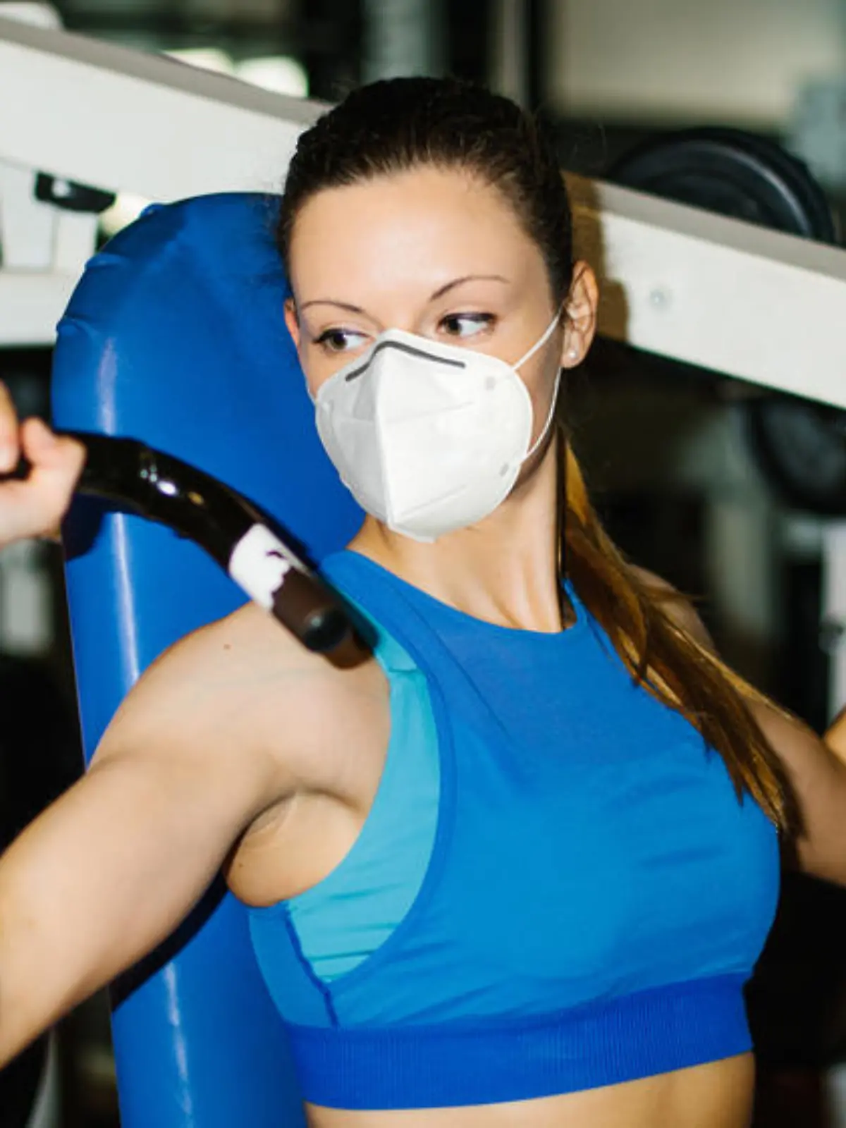 Mit Maske und Handschuhen: So klappt die Rückkehr ins Fitnessstudio