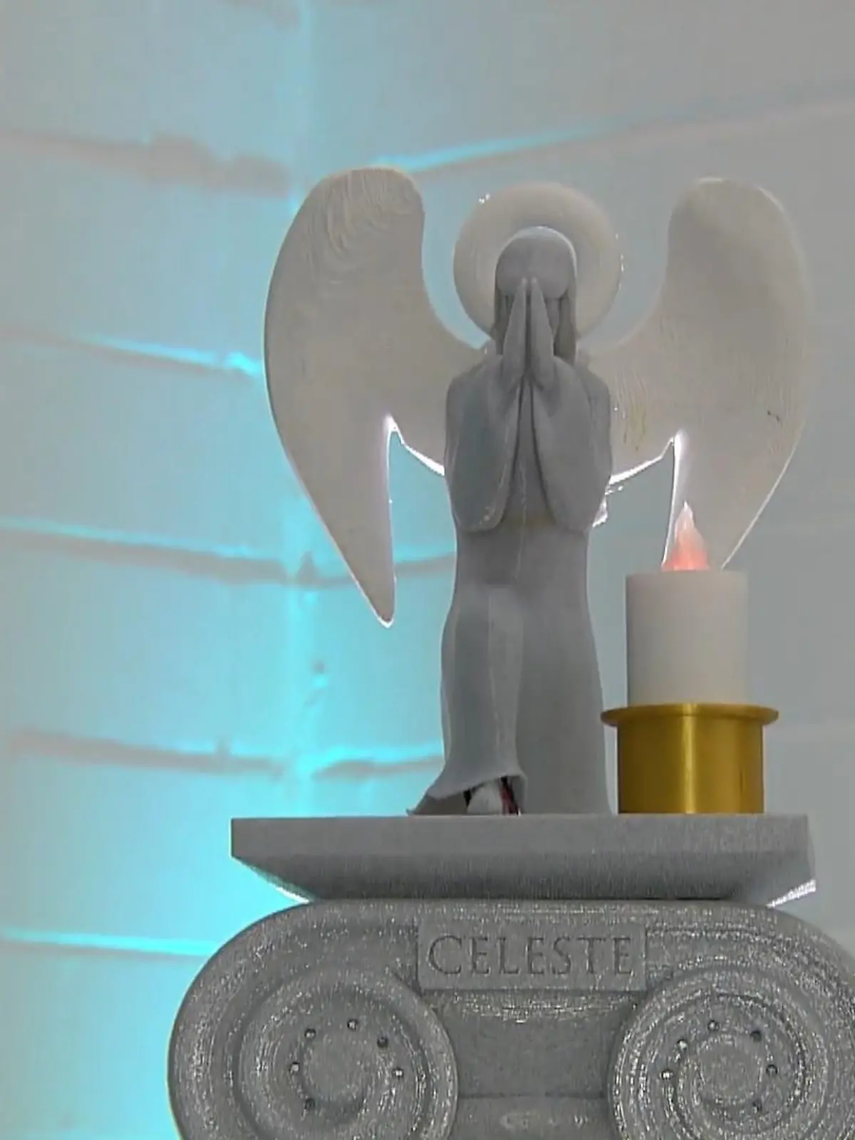 In einigen Bereichen gibt es schon Roboter. Jetzt wird über den Einsatz in Kirchen gesprochen. Der Gebets-Roboter „Celeste“ war zu Besuch in Bochum.