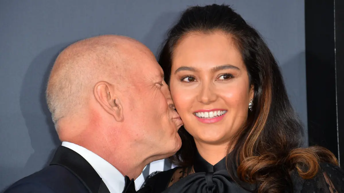 Bruce Willis hat seine komplette Familie wieder um sich